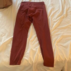 Lululemon leggings wunder under train high rise tights 25 inch size 8